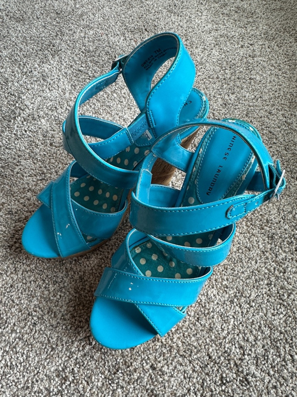 Chinese Laundry Bright Teal Strappy Wedge Sandals